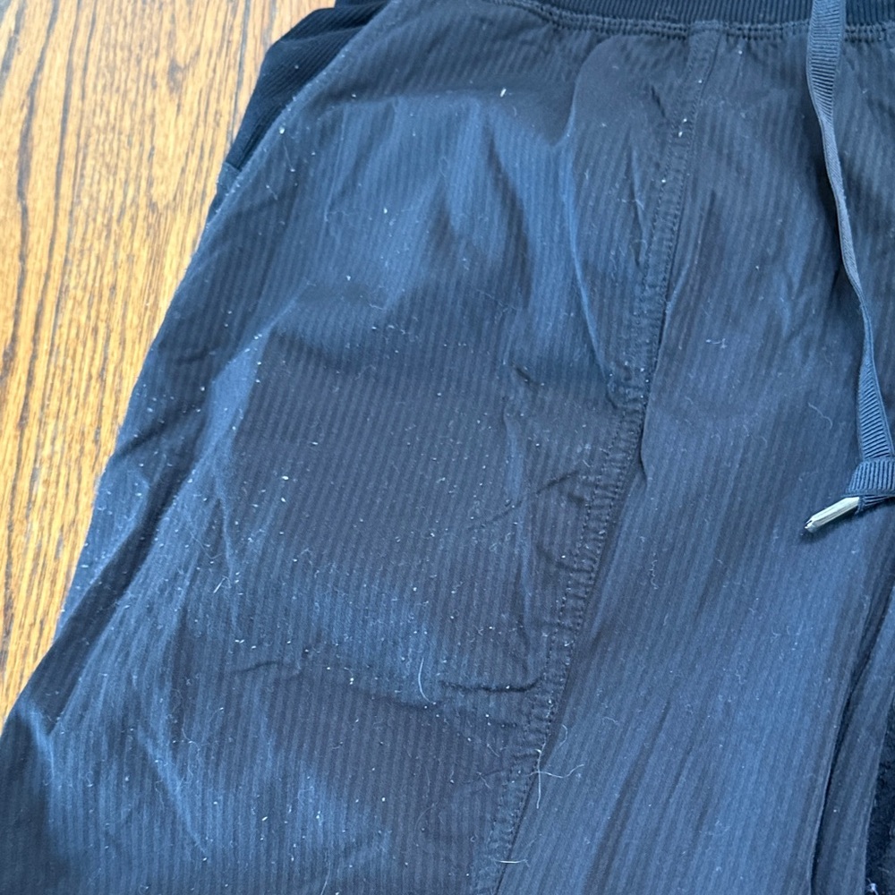 B36 lululemon athletica Black Women's 8 Jogger Pants Activewear - Picture 8 of 8